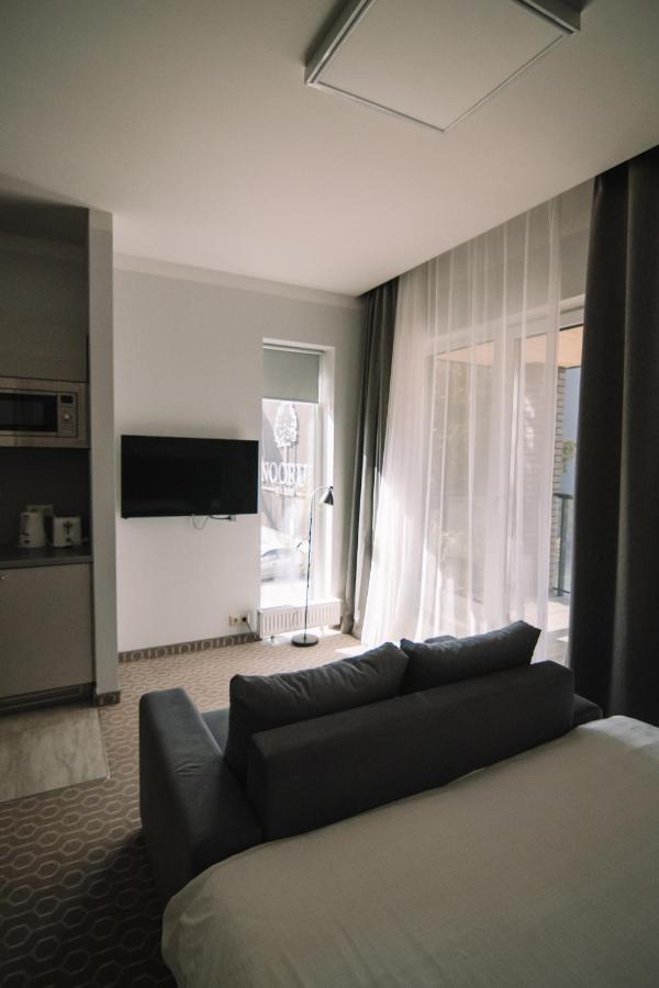 Merepargi Aparthotel & Cafe Нарва-Йыэсуу Экстерьер фото