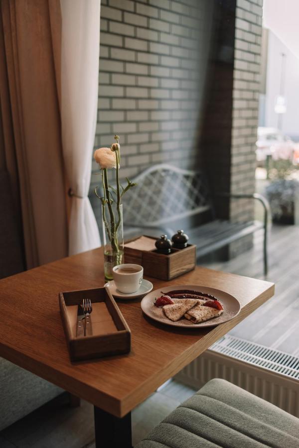 Merepargi Aparthotel & Cafe Нарва-Йыэсуу Экстерьер фото